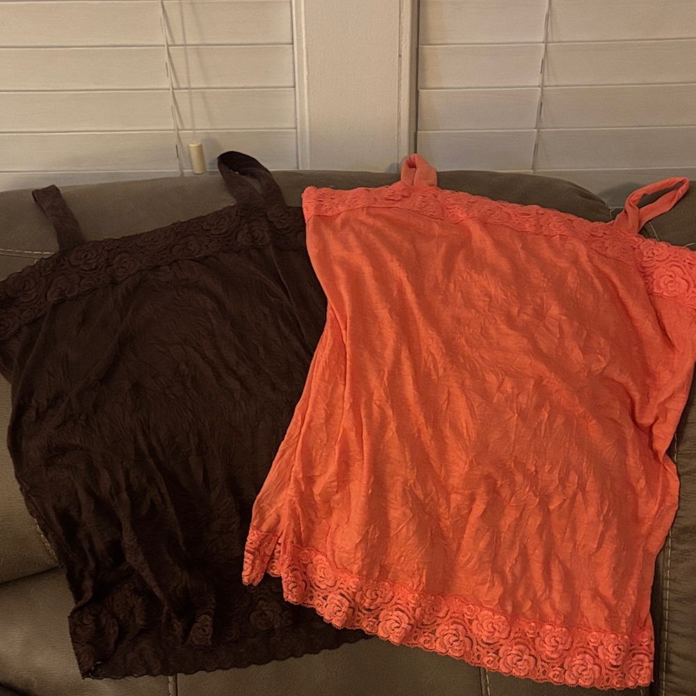 TWO CUTE XHILARATION TOPS SZ XL